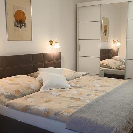 Apartman Alena Karlowe Wary Zewnętrze zdjęcie